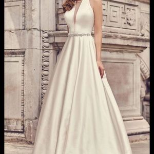 Mikaella Wedding dress